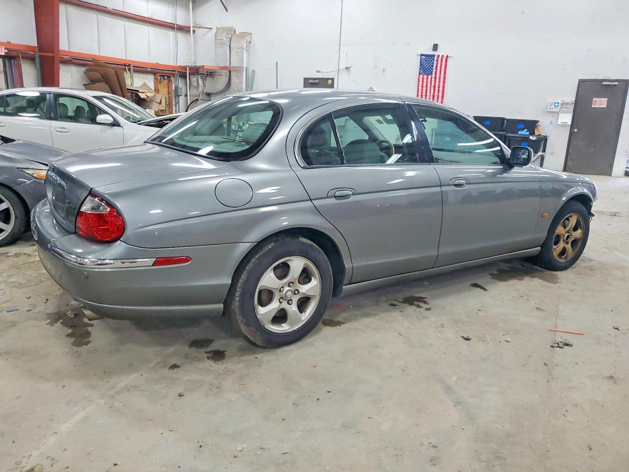 2002 Jaguar S-Type - Фото 3