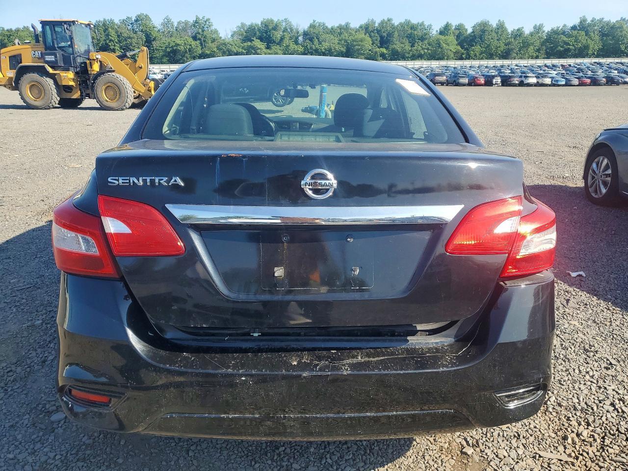 2019 Nissan Sentra S - Фото 6