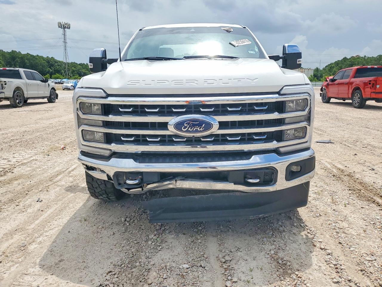 2023 Ford F250 Super Duty - Фото 5