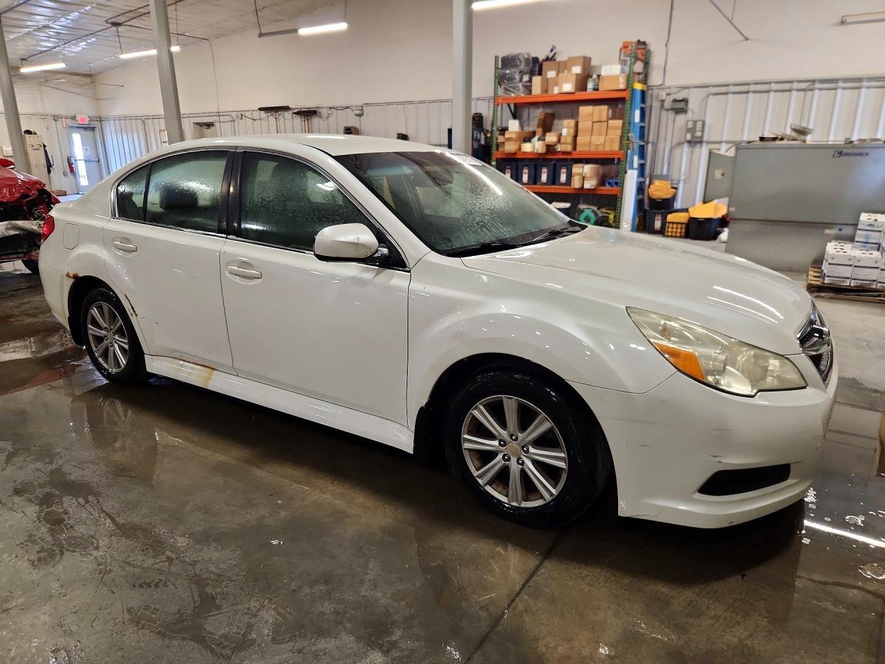 2011 Subaru Legacy 2.5I Premium - Фото 4