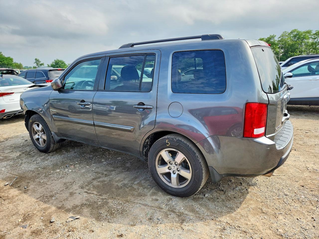 2011 Honda Pilot Exl - Image 2