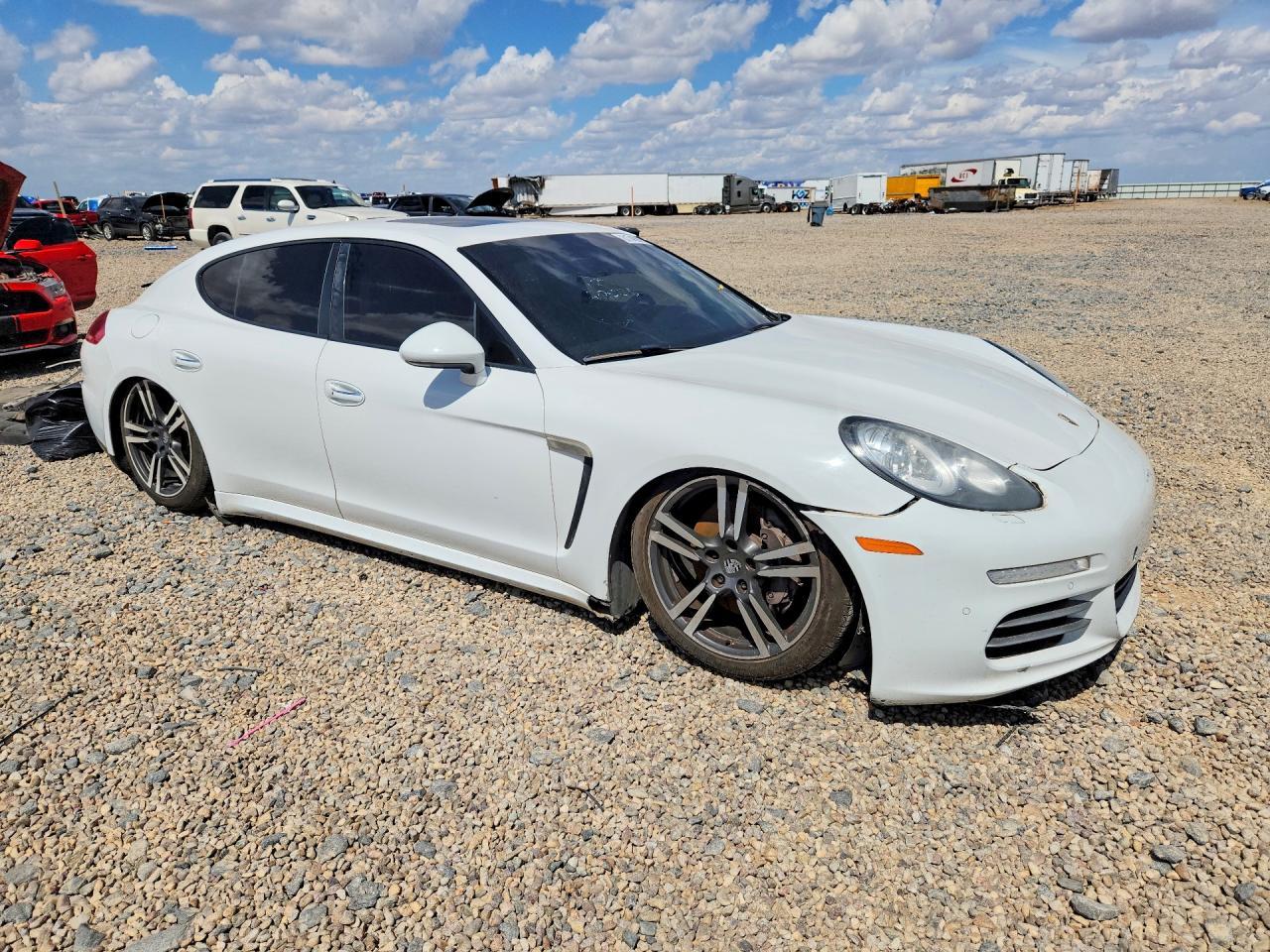 2014 Porsche Panamera 2 - Image 4