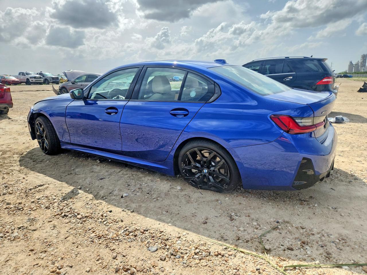 2026 B M W 3 Series 4D Sedan 330I xDrive Msport - Фото 2