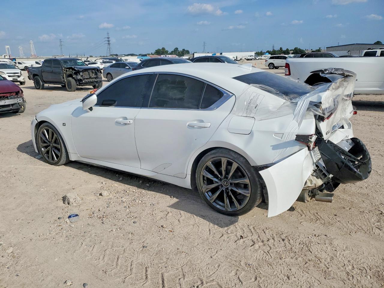 2021 Lexus Is 350 F Sport - Image 2