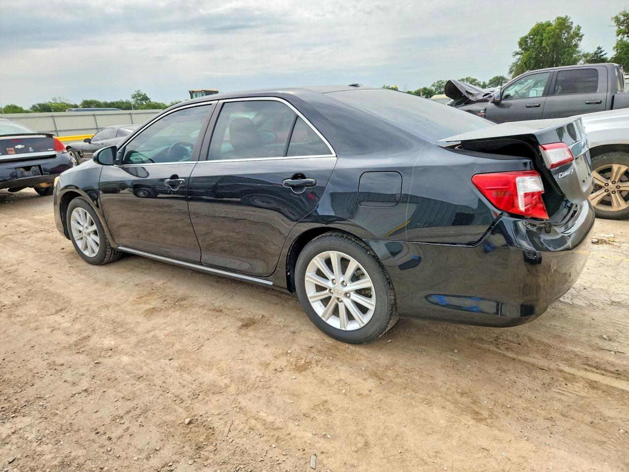 2013 Toyota Camry Xle - Фото 2