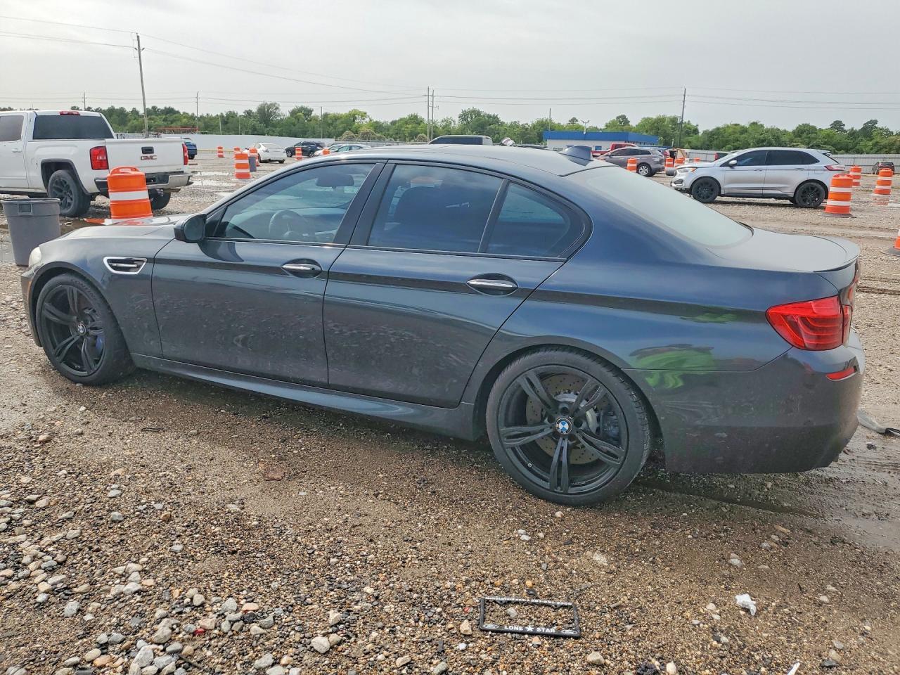 2016 BMW M5 - Фото 2