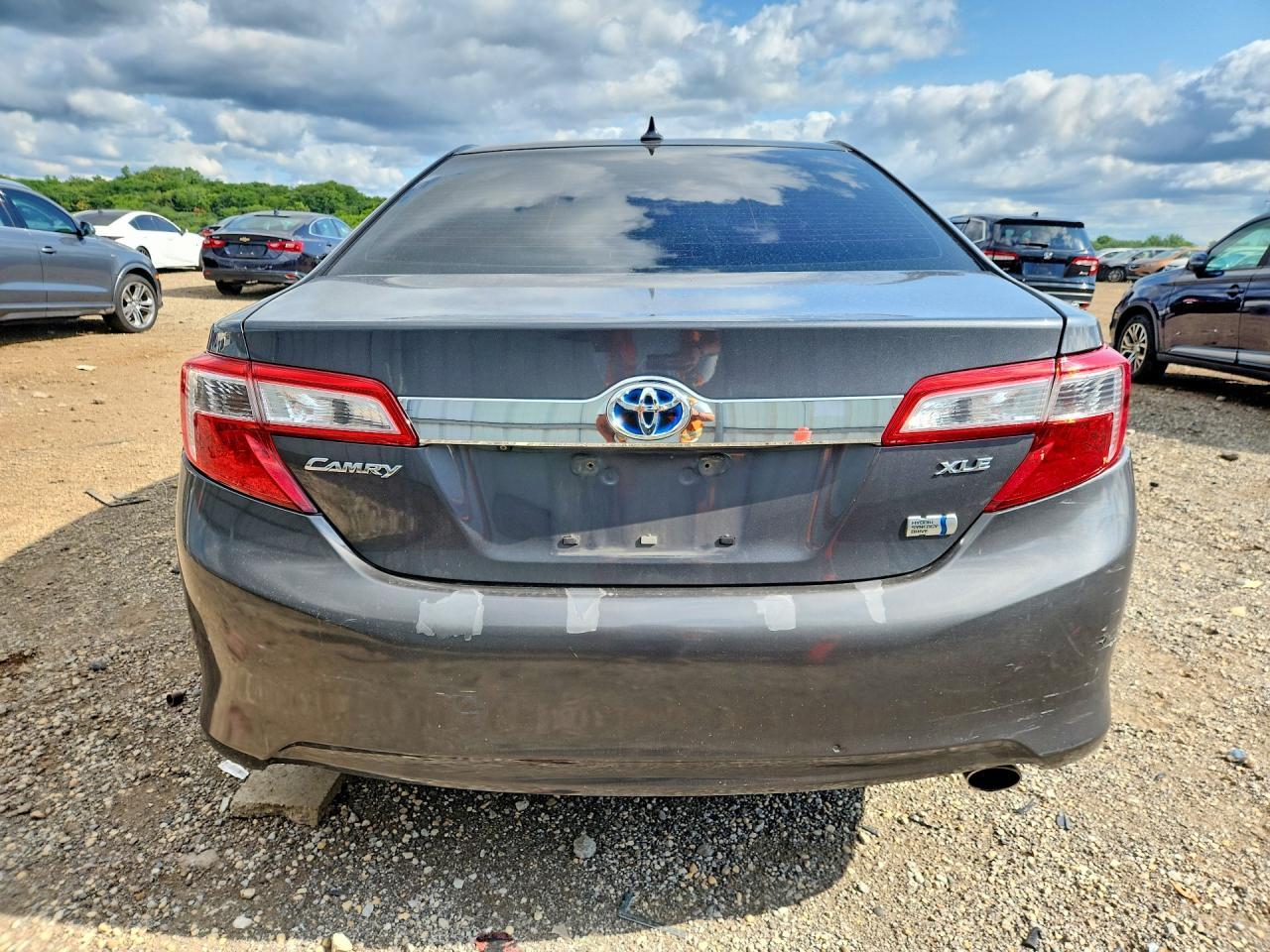 2012 Toyota Camry Hybrid Xle - Image 6