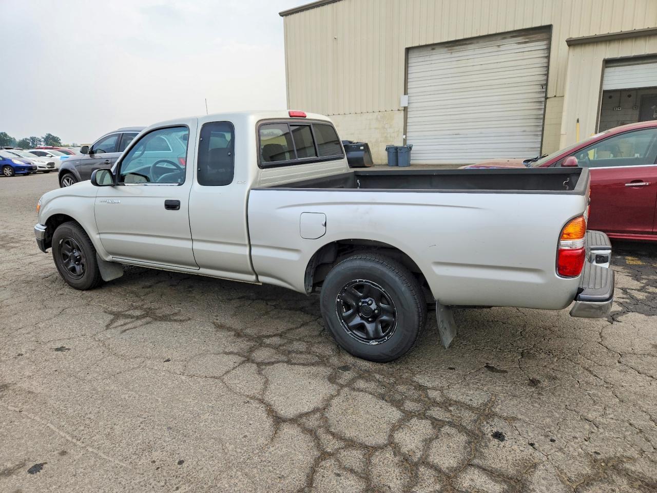 2002 Toyota Tacoma Base - Фото 2