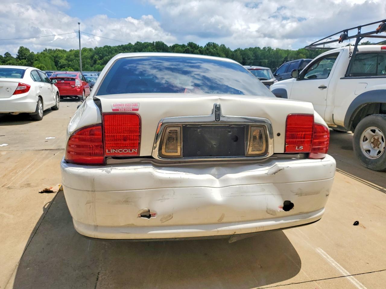 2002 Lincoln Ls - Фото 6