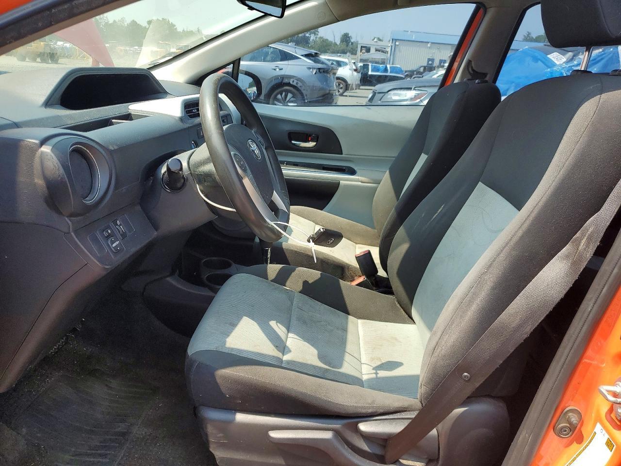 2012 Toyota Prius C Three - Image 7