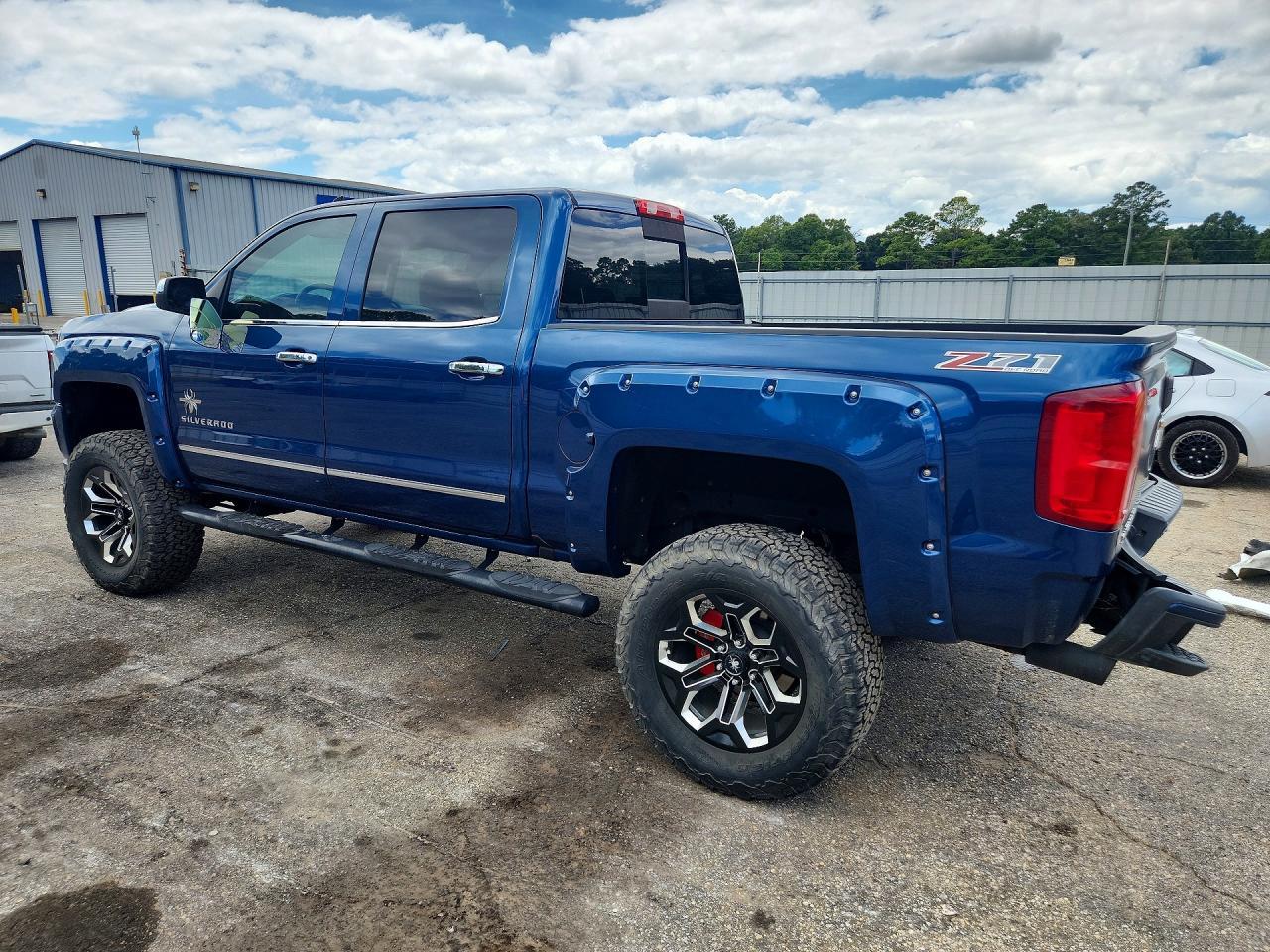 2017 Chevrolet Silverado K1500 Ltz - Фото 2