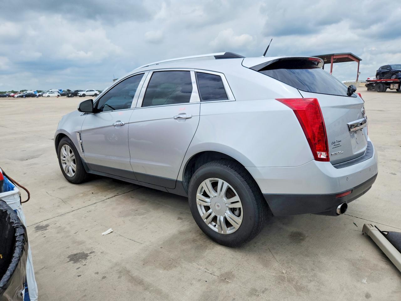 2011 Cadillac Srx Luxury Collection - Image 2