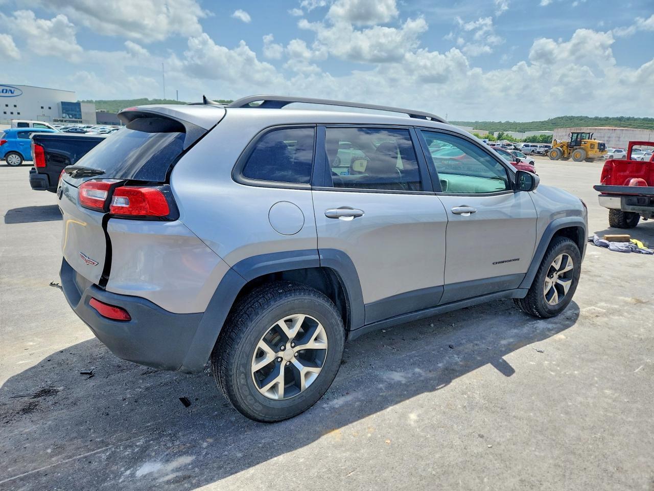 2017 Jeep Cherokee Trailhawk - Фото 3