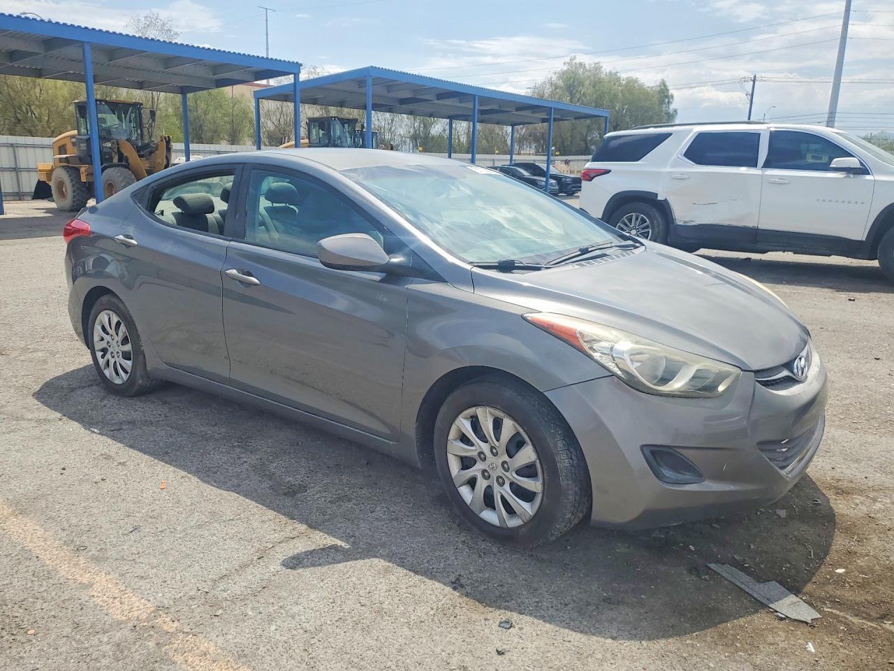 2013 Hyundai Elantra Gls - Image 4