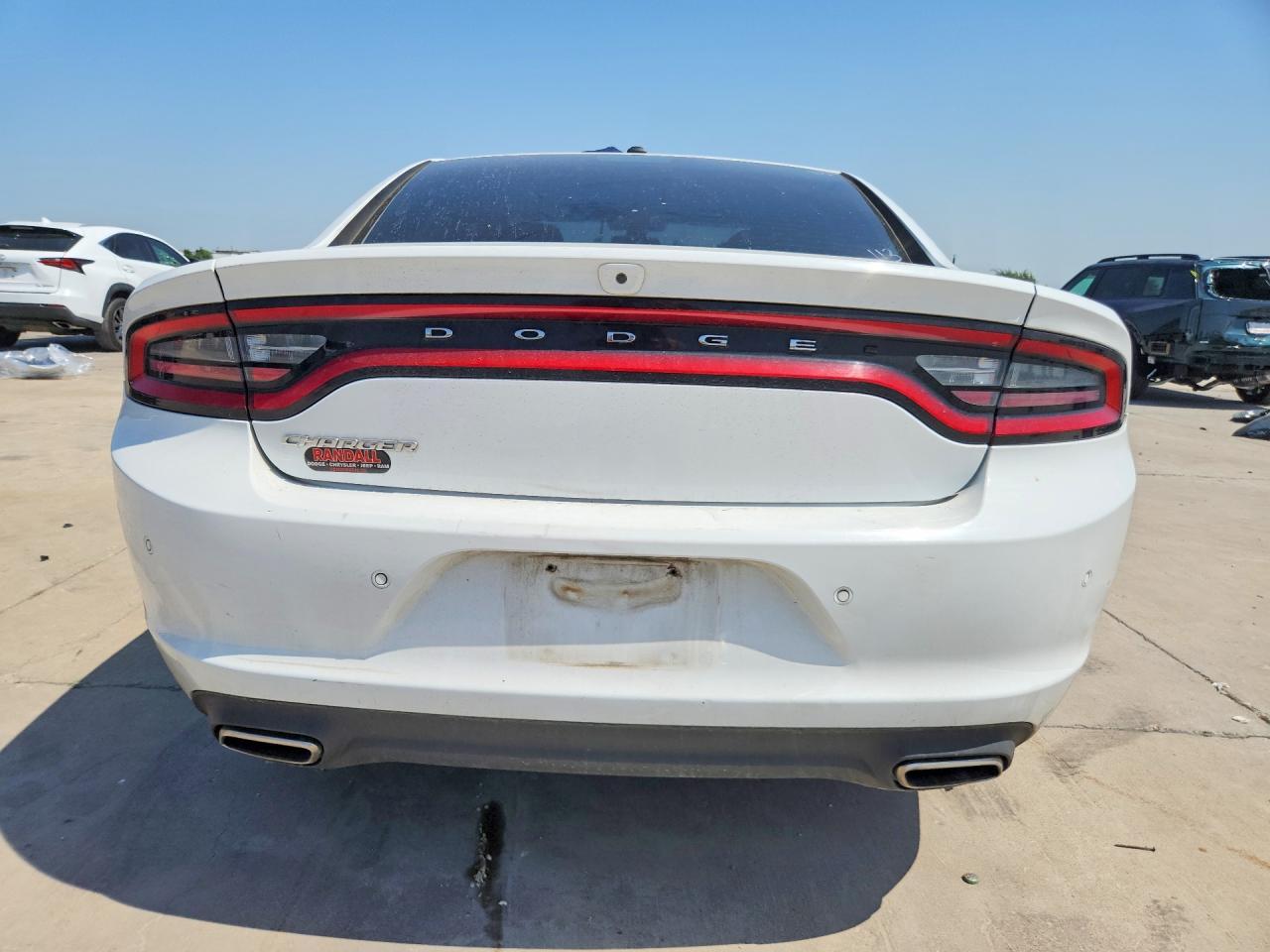 2022 Dodge Charger Sxt - Фото 6