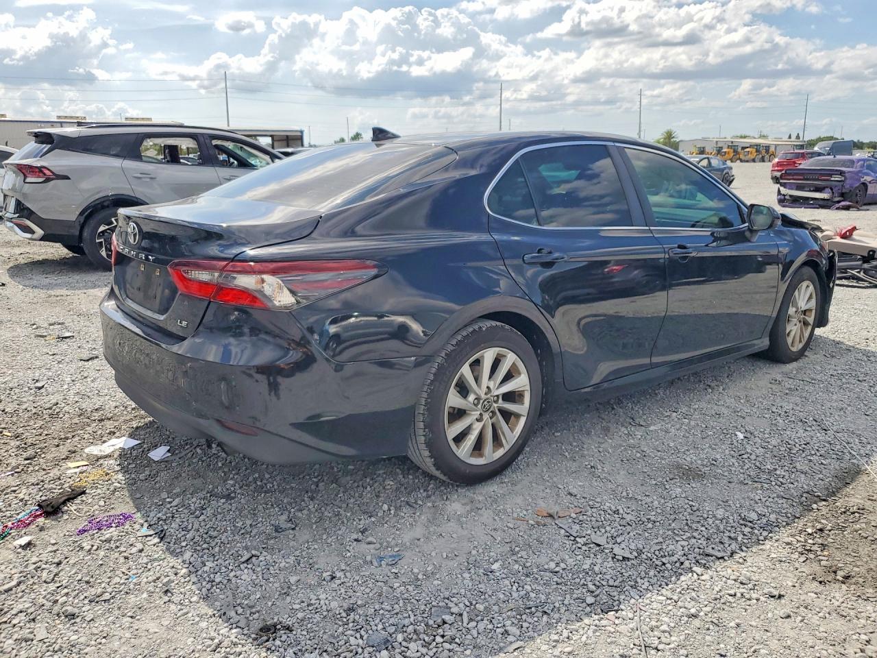 2023 Toyota Camry Le - Image 3