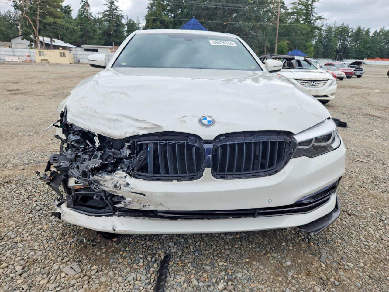 2018 BMW 530Xe - Фото 5