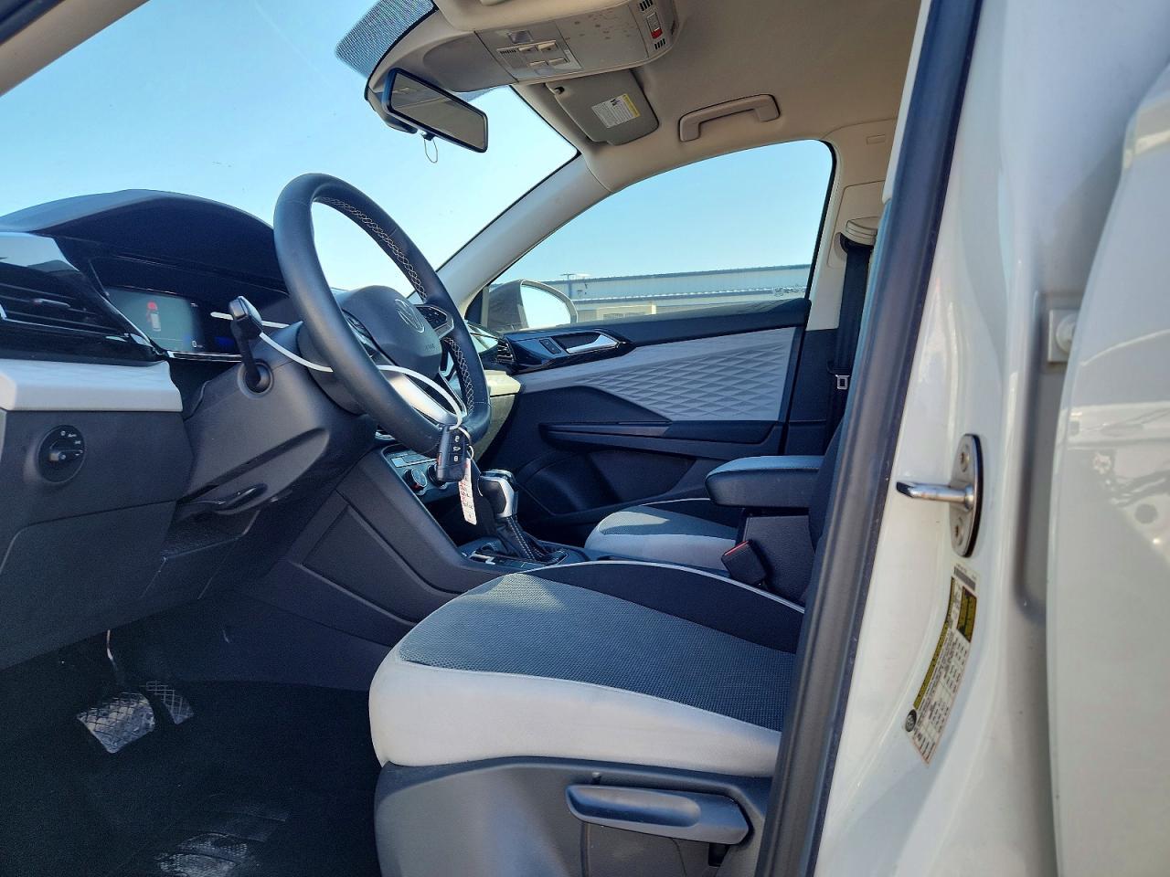 2022 Volkswagen Taos S - Фото 7