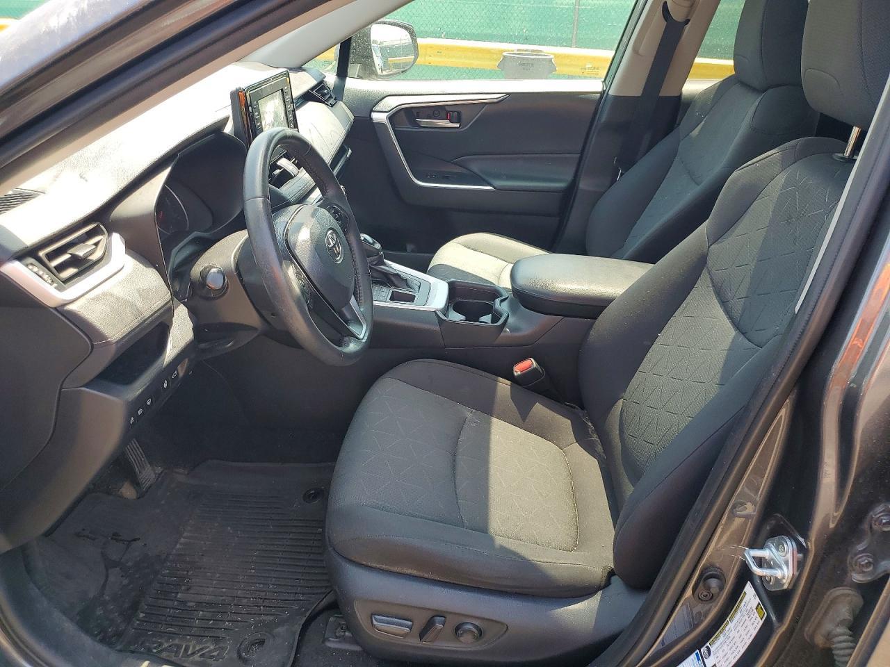 2021 Toyota Rav4 Xle - Фото 7
