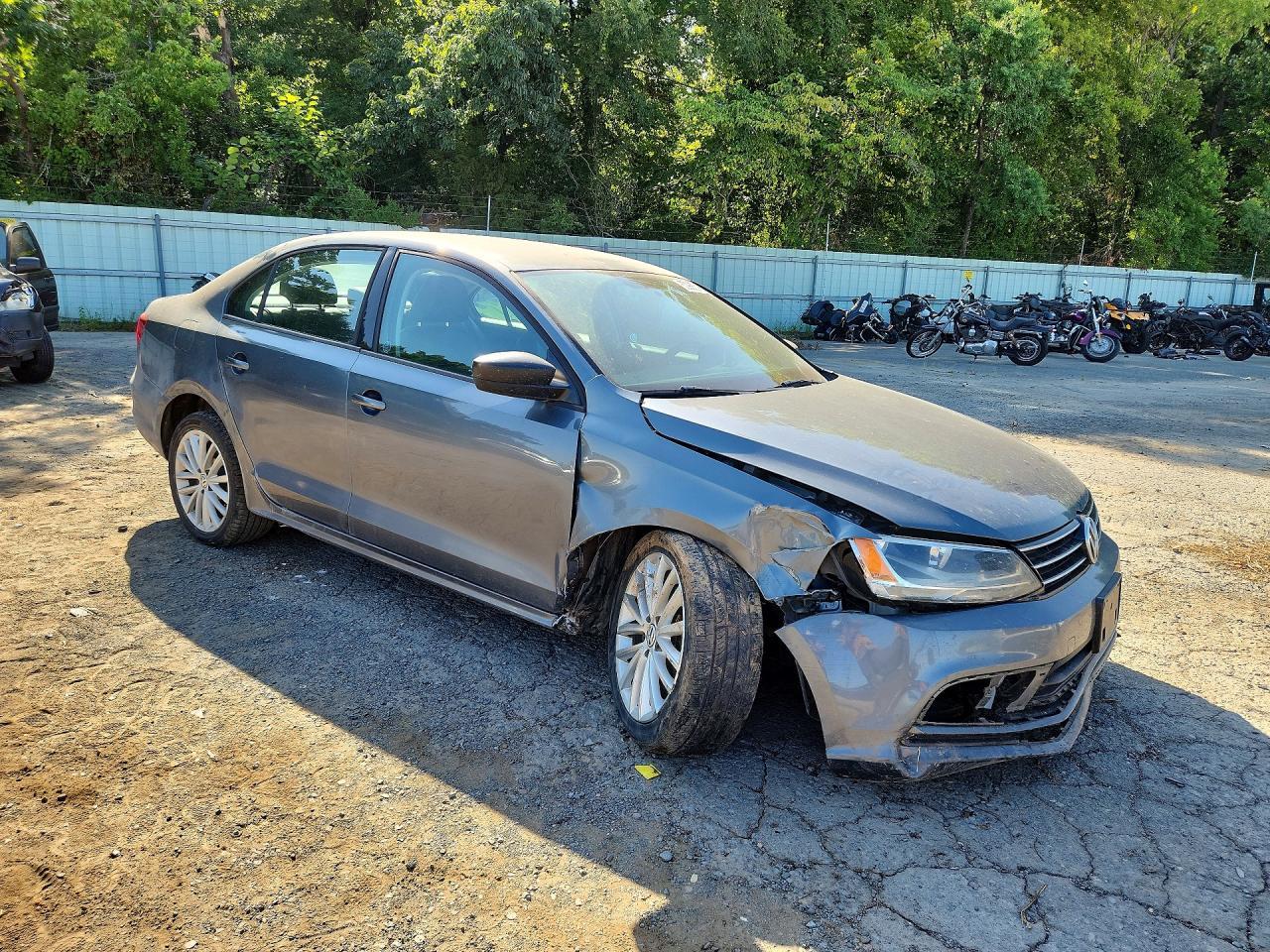 2016 Volkswagen Jetta S - Image 4