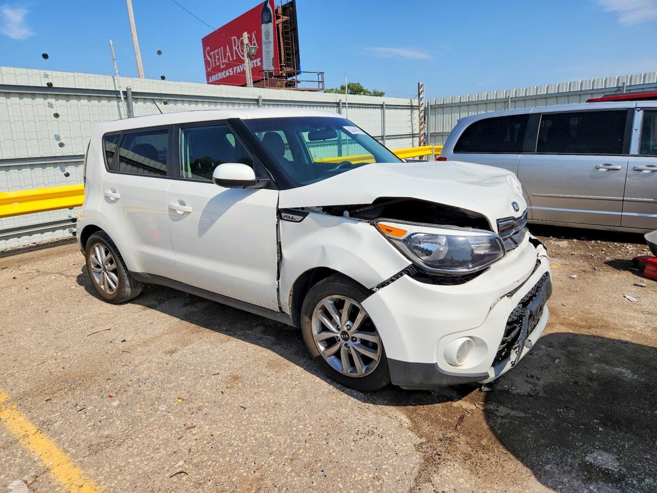 2019 Kia Soul + - Image 4