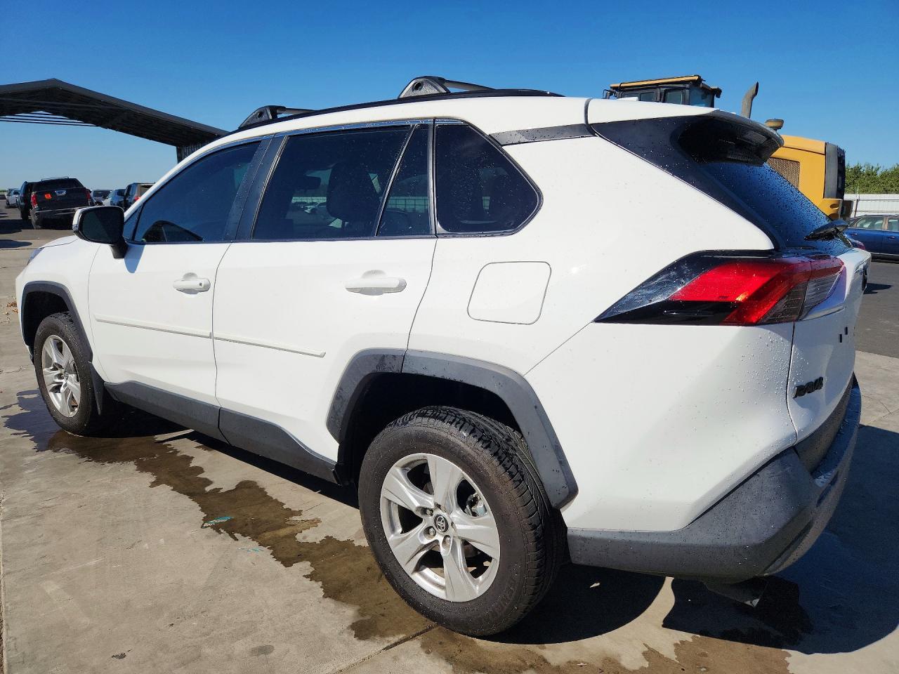 2024 Toyota Rav4 Xle - Фото 2