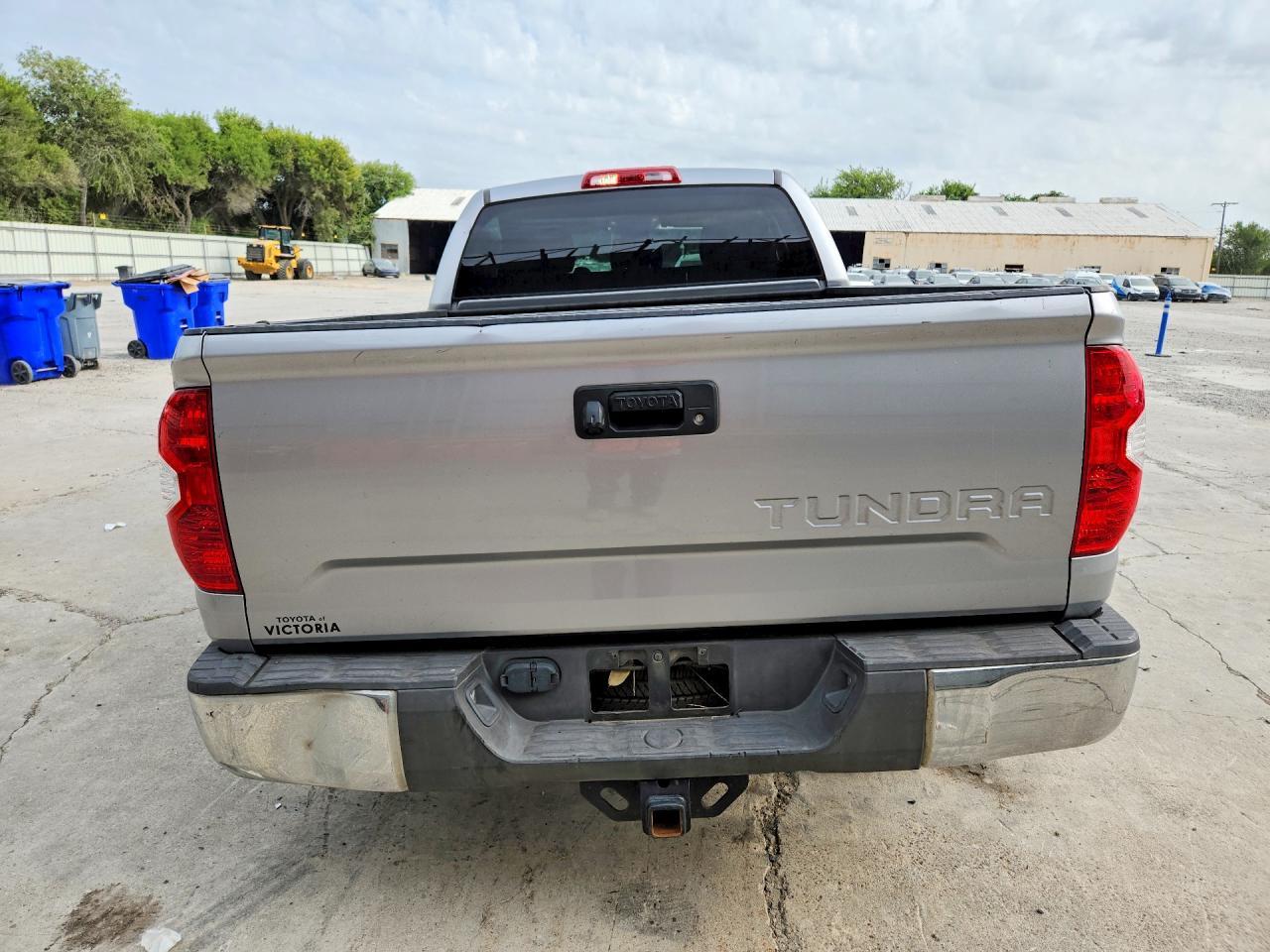 2017 Toyota Tundra Sr5 - Фото 6