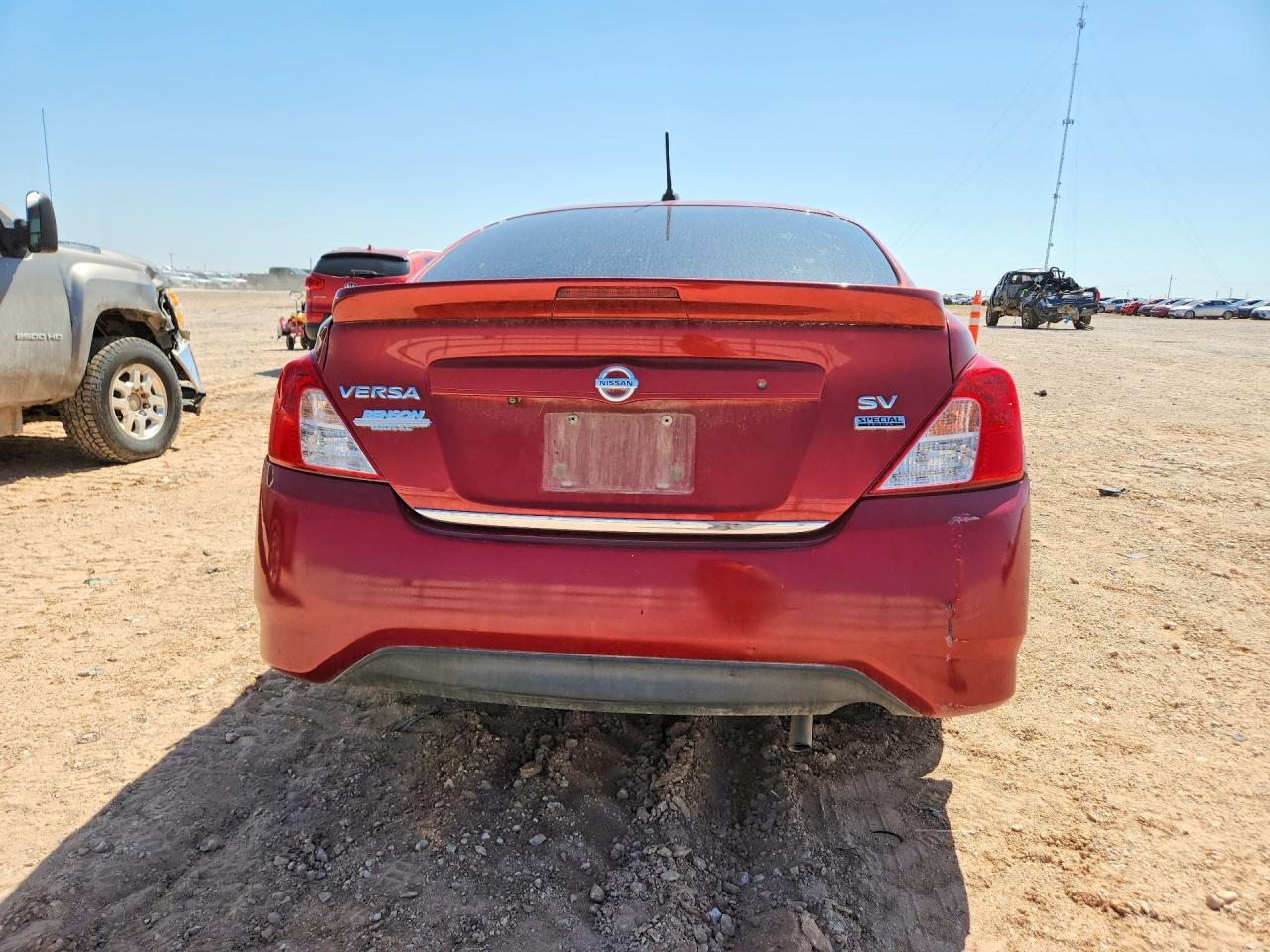 2017 Nissan Versa 1.6 S - Фото 6