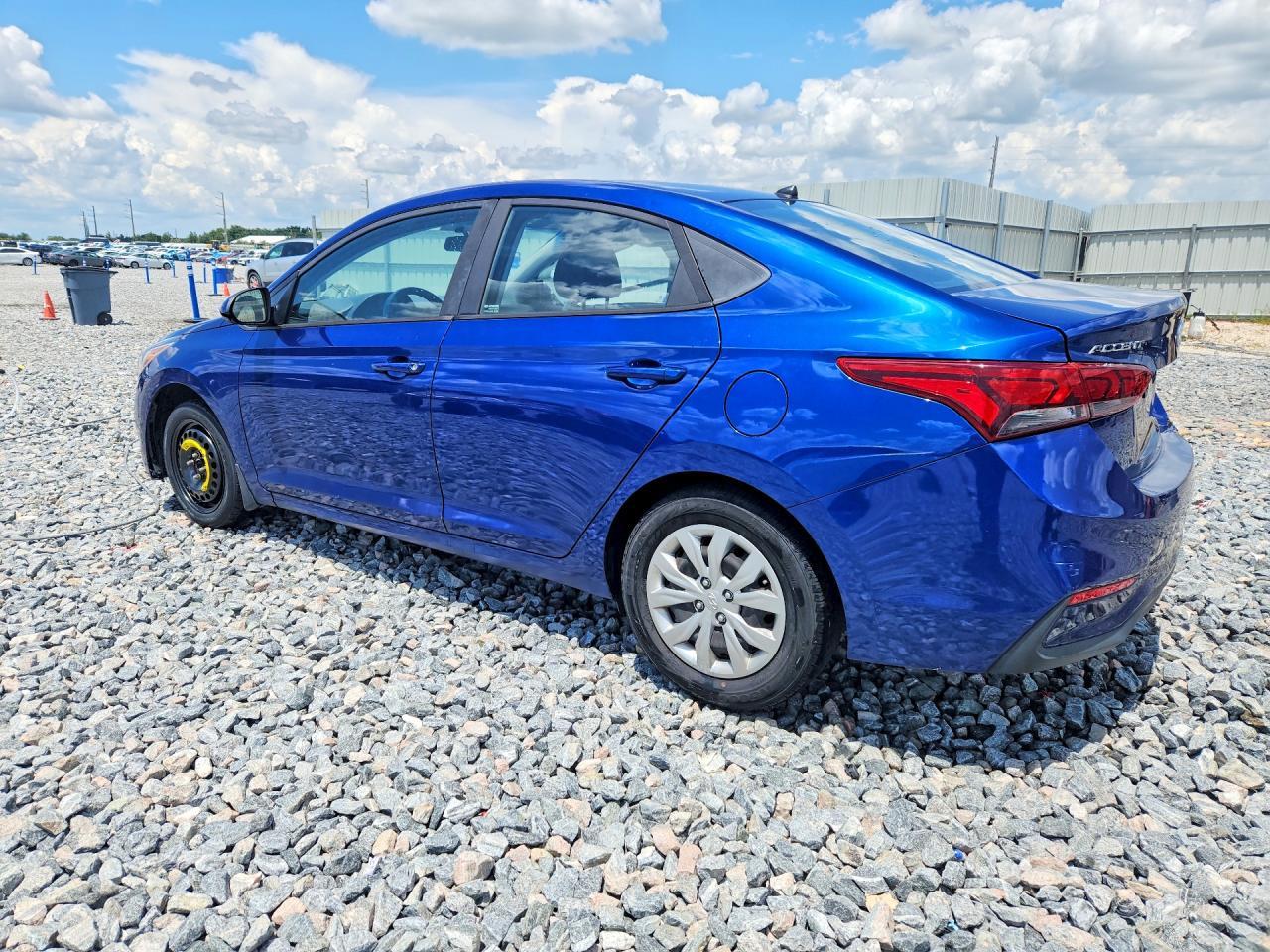 2018 Hyundai Accent Se - Image 2