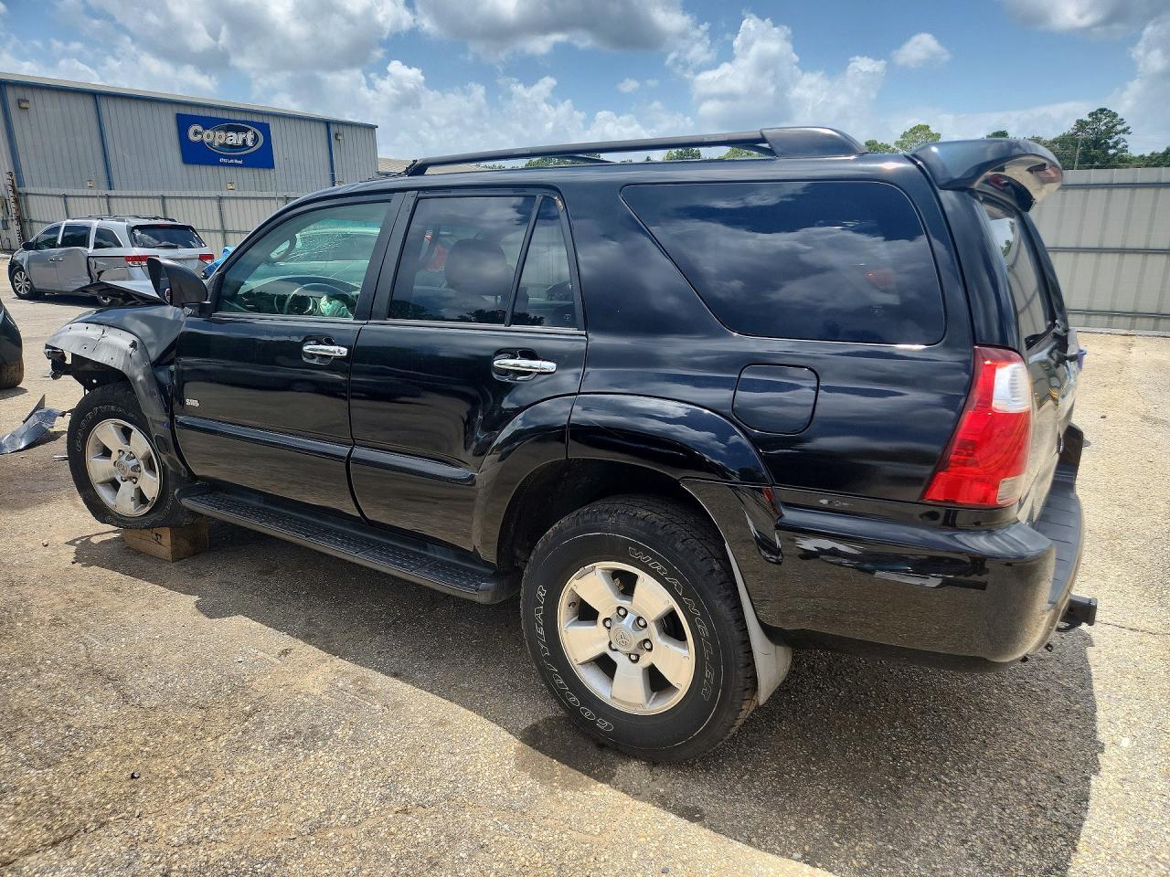 2007 Toyota 4Runner Sr5 - Image 2