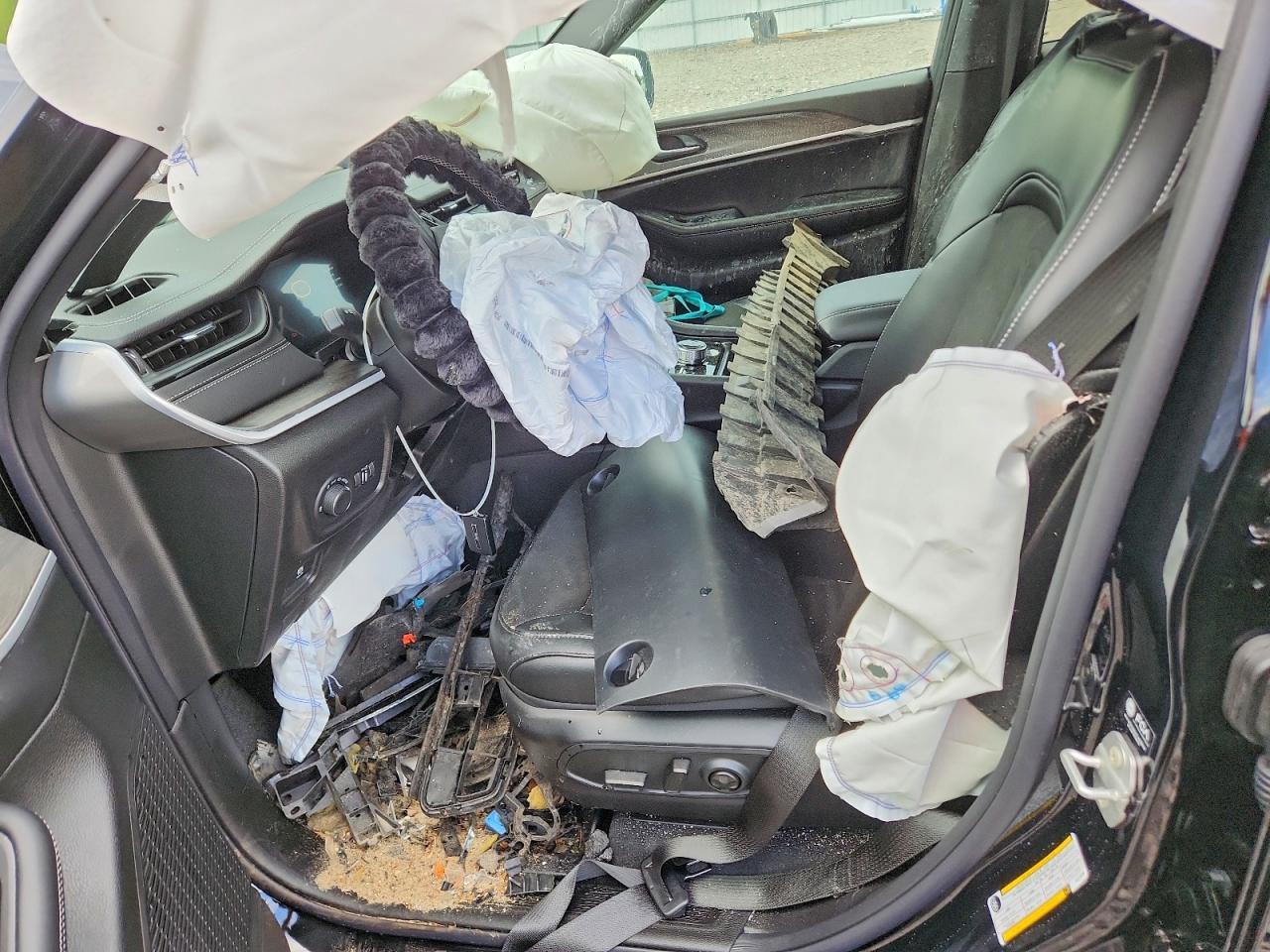 2026 Jeep Grand Cherokee Base - Фото 7