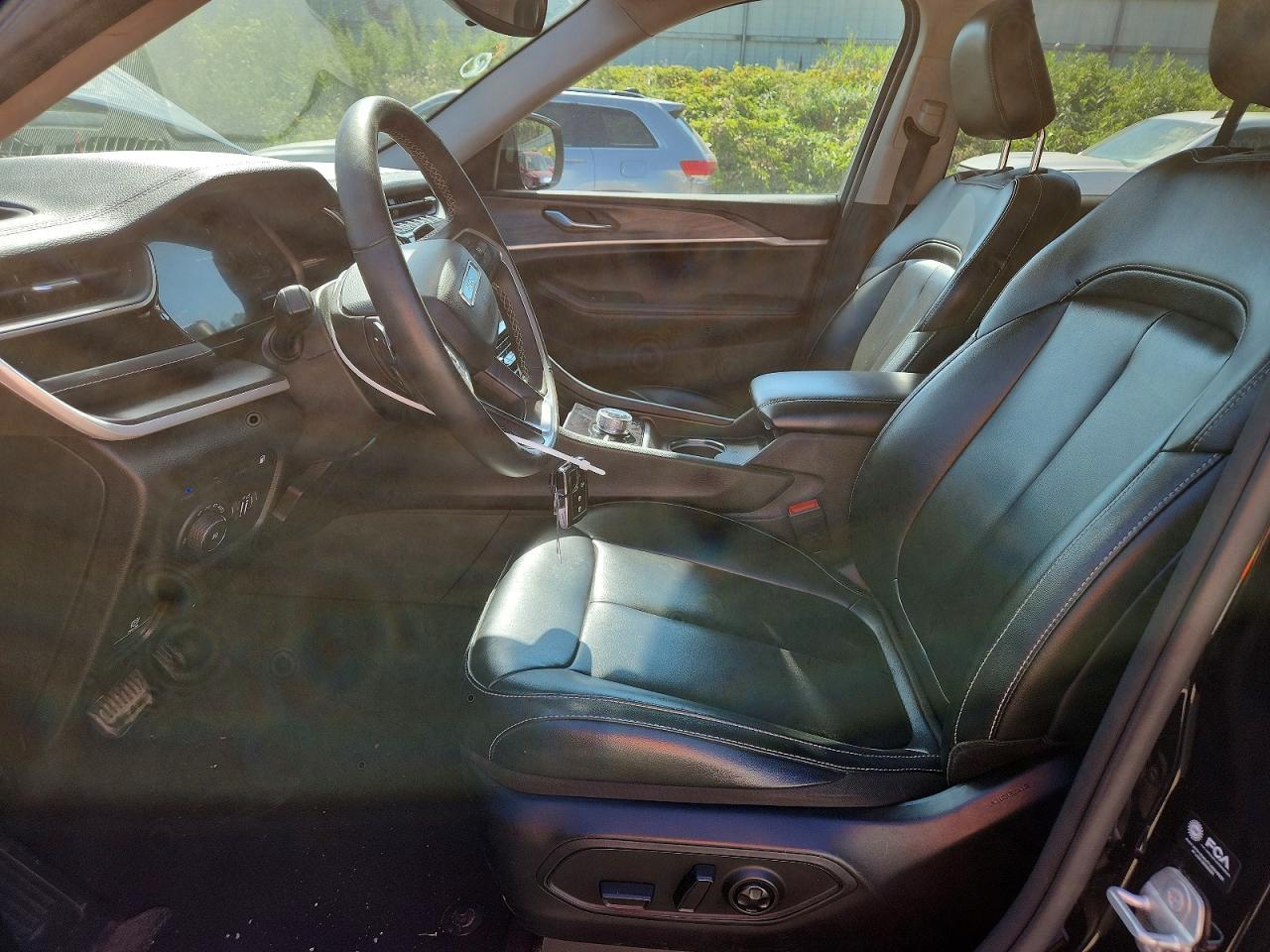 2024 Jeep Grand Cherokee Limited 4Xe - Image 7