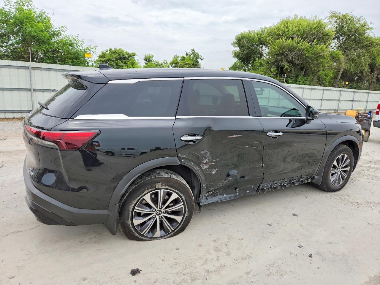 2022 Infiniti Qx60 Pure - Image 3