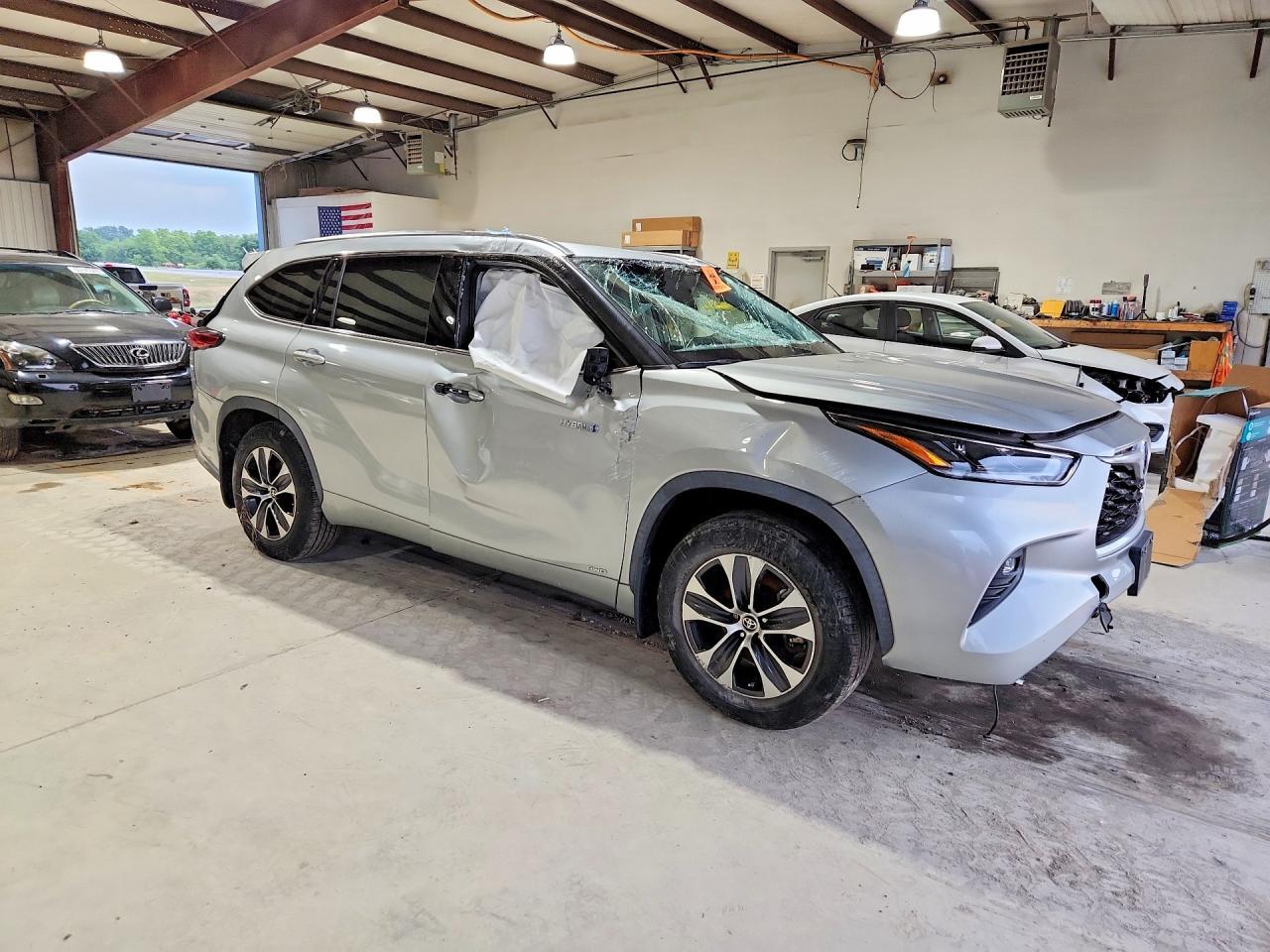 2021 Toyota Highlander Hybrid Xle - Фото 4