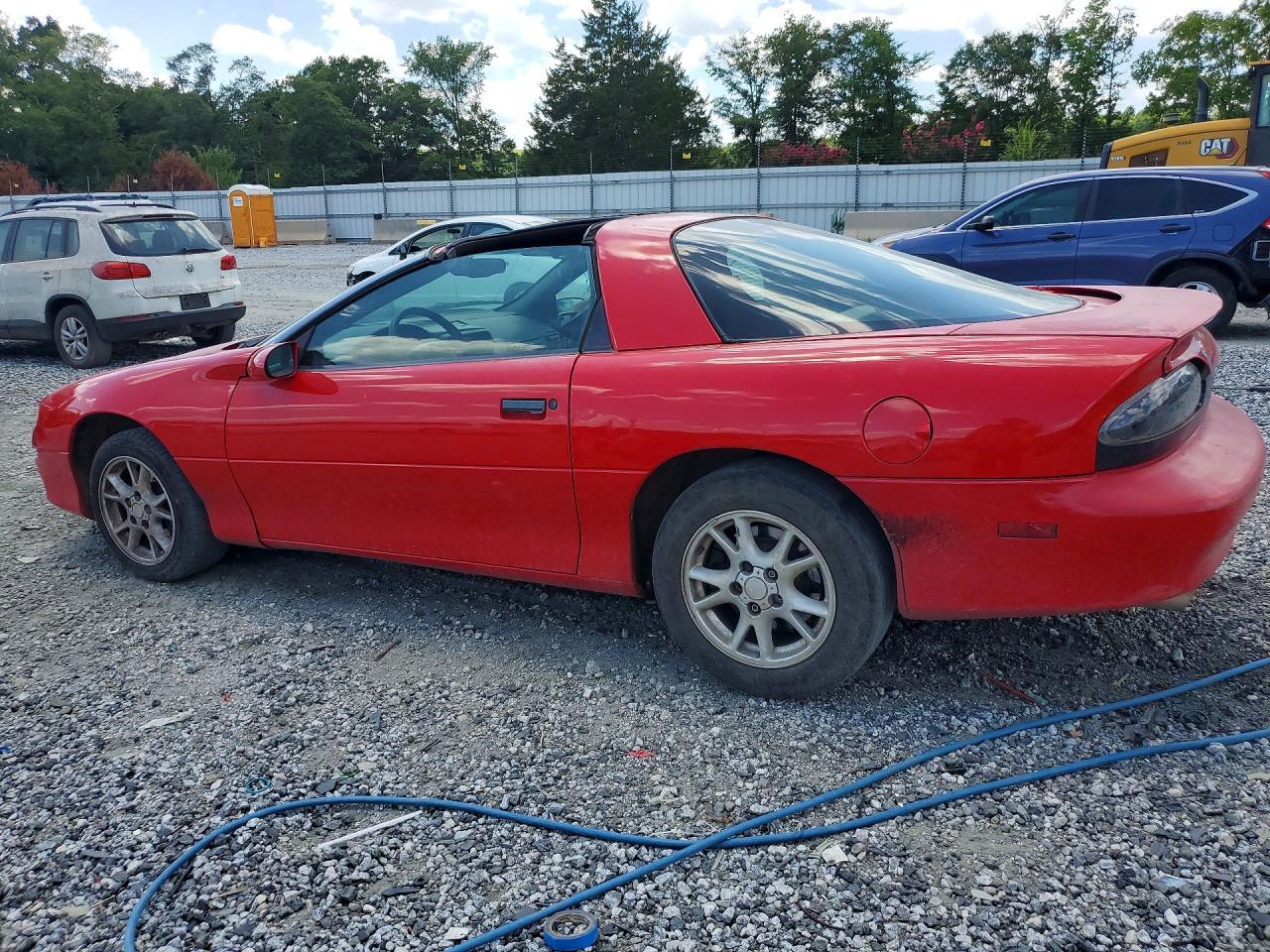 2000 Chevrolet Camaro - Image 2
