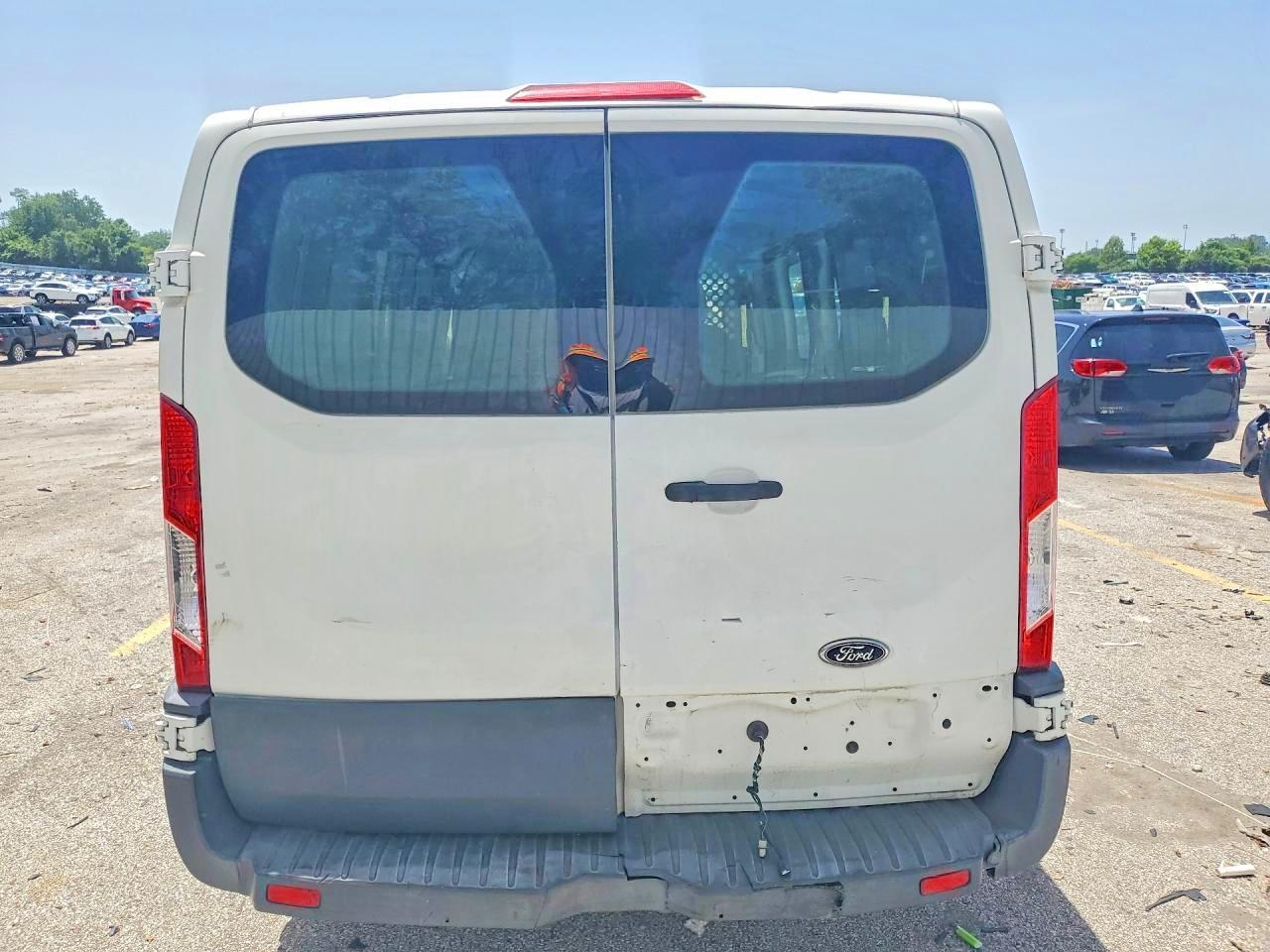 2016 Ford Transit T-250 - Фото 6