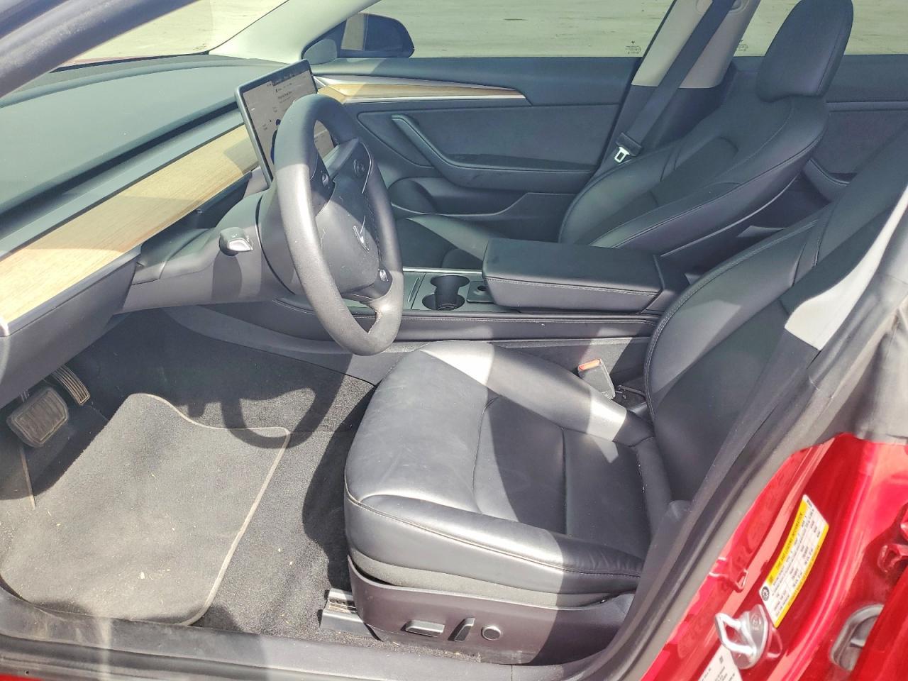 2022 Tesla Model 3 - Фото 7