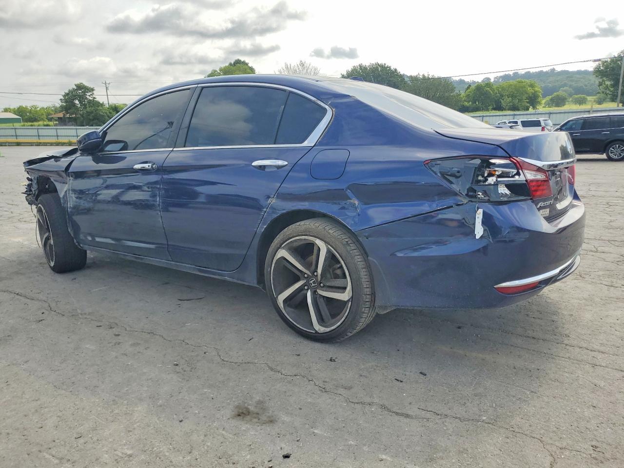 2017 Honda Accord - Image 2