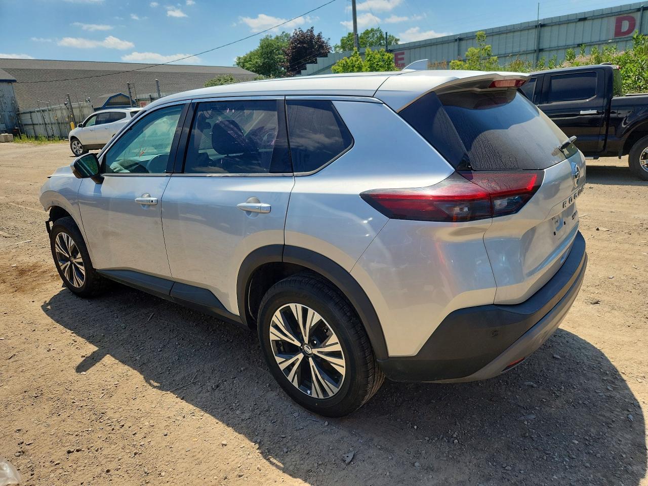 2021 Nissan Rogue Sv - Фото 2
