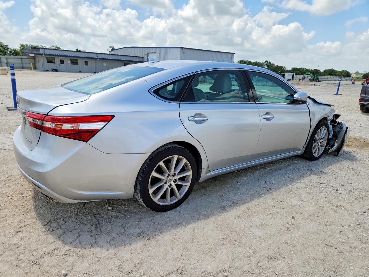 2013 Toyota Avalon Xle - Фото 3