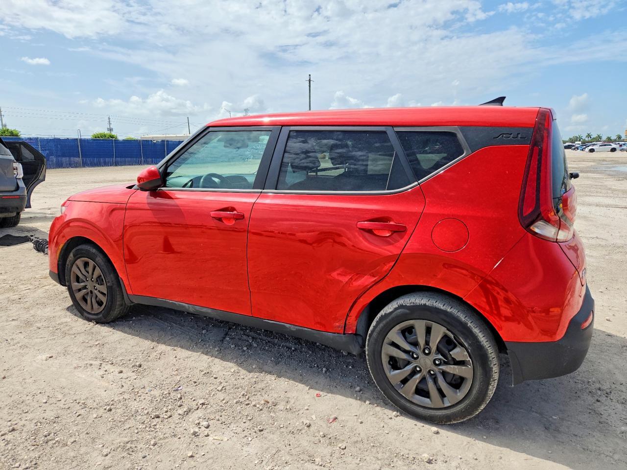 2022 Kia Soul Lx - Фото 2
