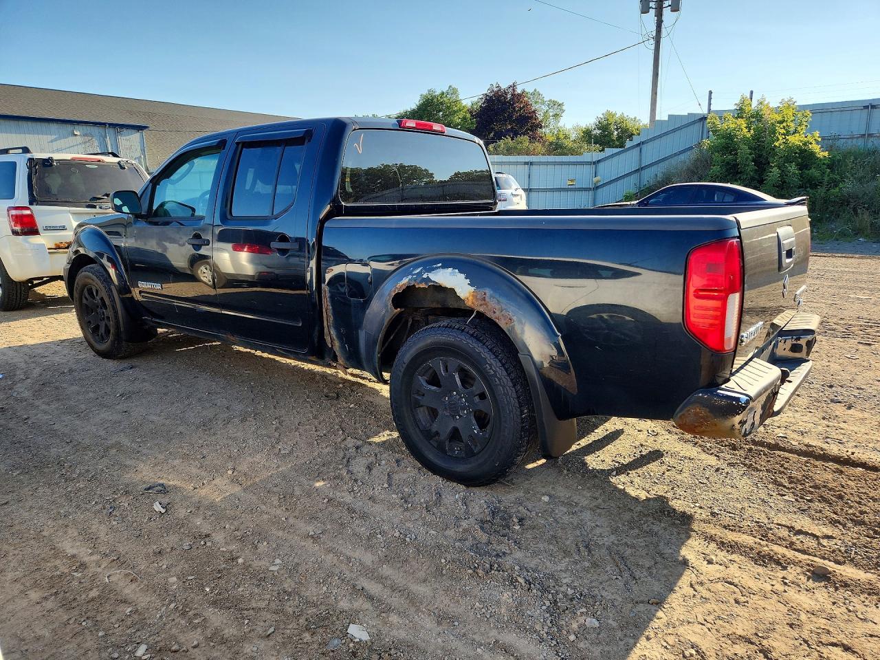2009 Suzuki Equator Sport - Фото 2