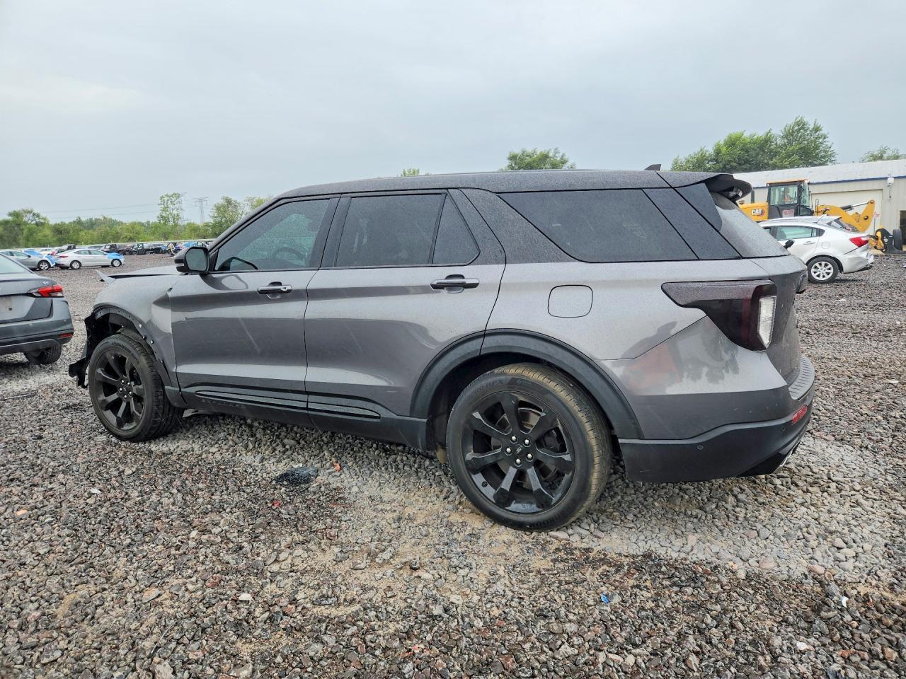 2021 Ford Explorer St - Фото 2