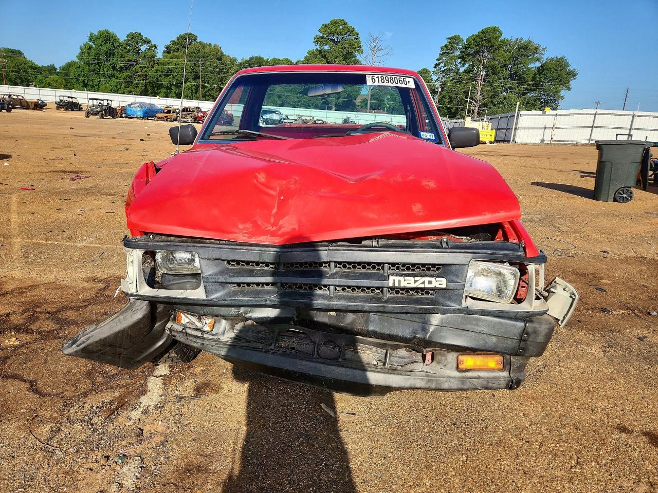 1990 Mazda B2200 Short Bed - Фото 5