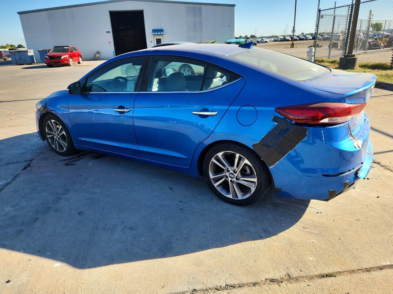 2017 Hyundai Elantra Limited - Фото 2