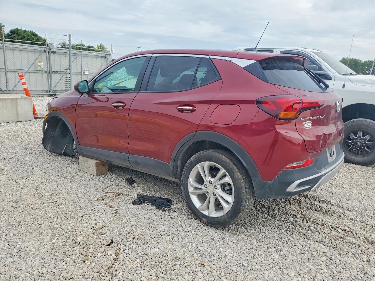 2023 Buick Encore Gx Preferred - Image 2
