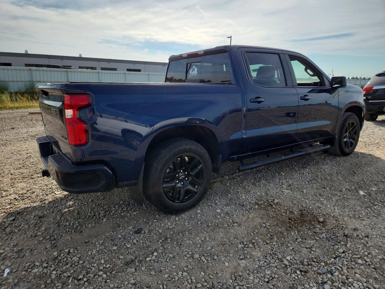2023 Chevrolet Silverado K1500 Rst - Фото 3