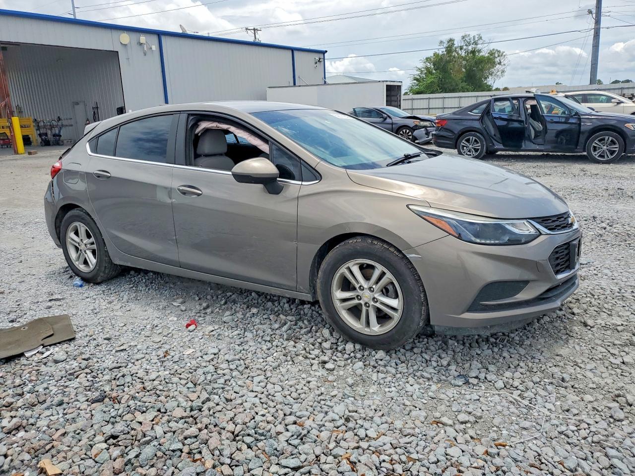 2017 Chevrolet Cruze Lt - Фото 4