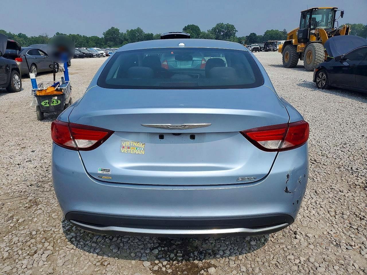 2015 Chrysler 200 Limited - Фото 6