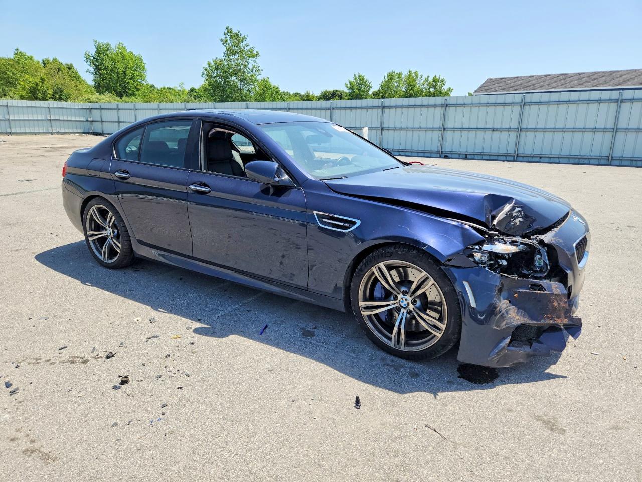 2014 BMW M5 - Фото 4